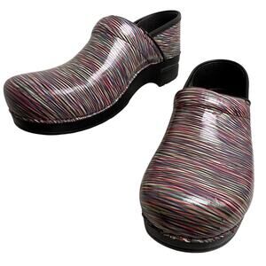 Dansko Professional Pastel Yarn Clogs Sz 41 10.5 Art Teacher Patent Nurse Chef